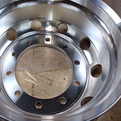 143.1mm PCD Konkaven-Aluminium-Legierungsrad für Ersatzteile für Zhongtong-Busse