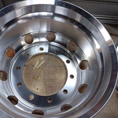 143.1mm PCD Konkaven-Aluminium-Legierungsrad für Ersatzteile für Zhongtong-Busse